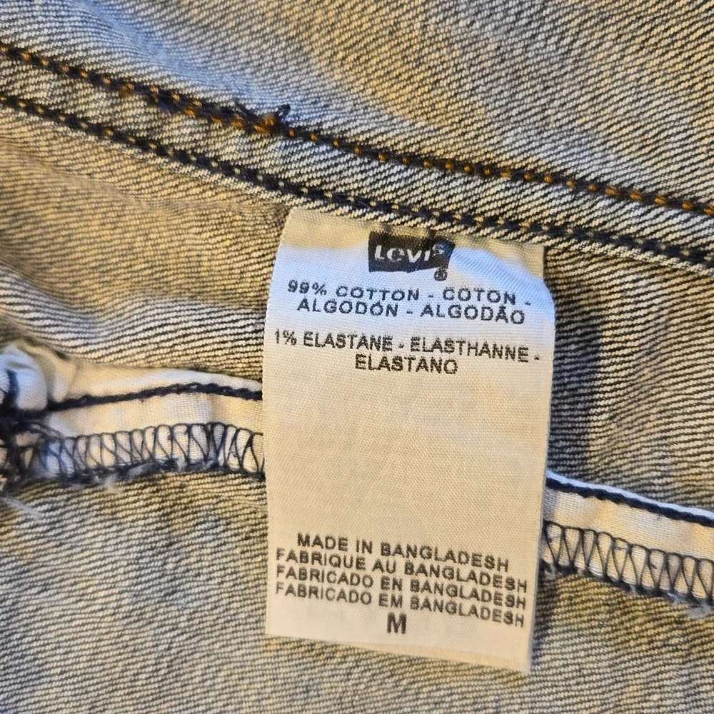 Levi’s Womens Trucker Denim Distressed Jean Jacket - Picture 5 of 11